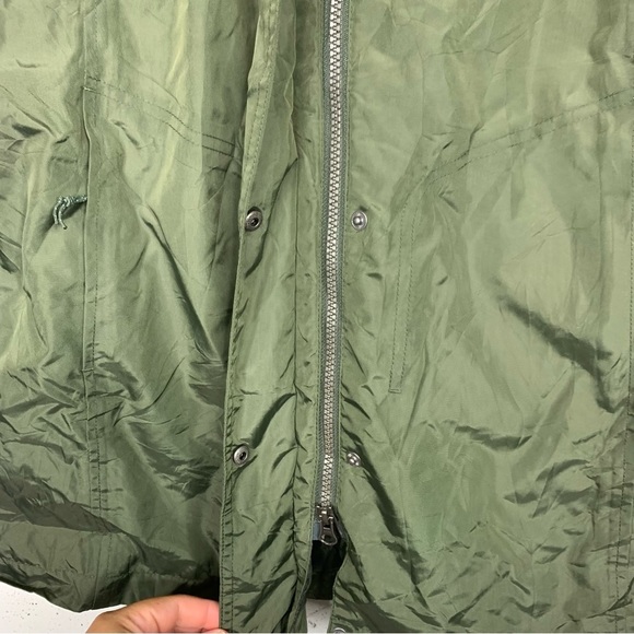 Eddie Bauer Zip Up Windbreaker Jacket Size M - Picture 4 of 14